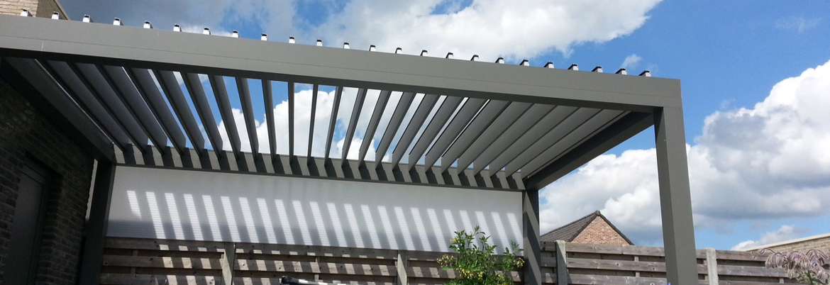Pergola pour allée de jardin, structure en aluminium gris anthracite